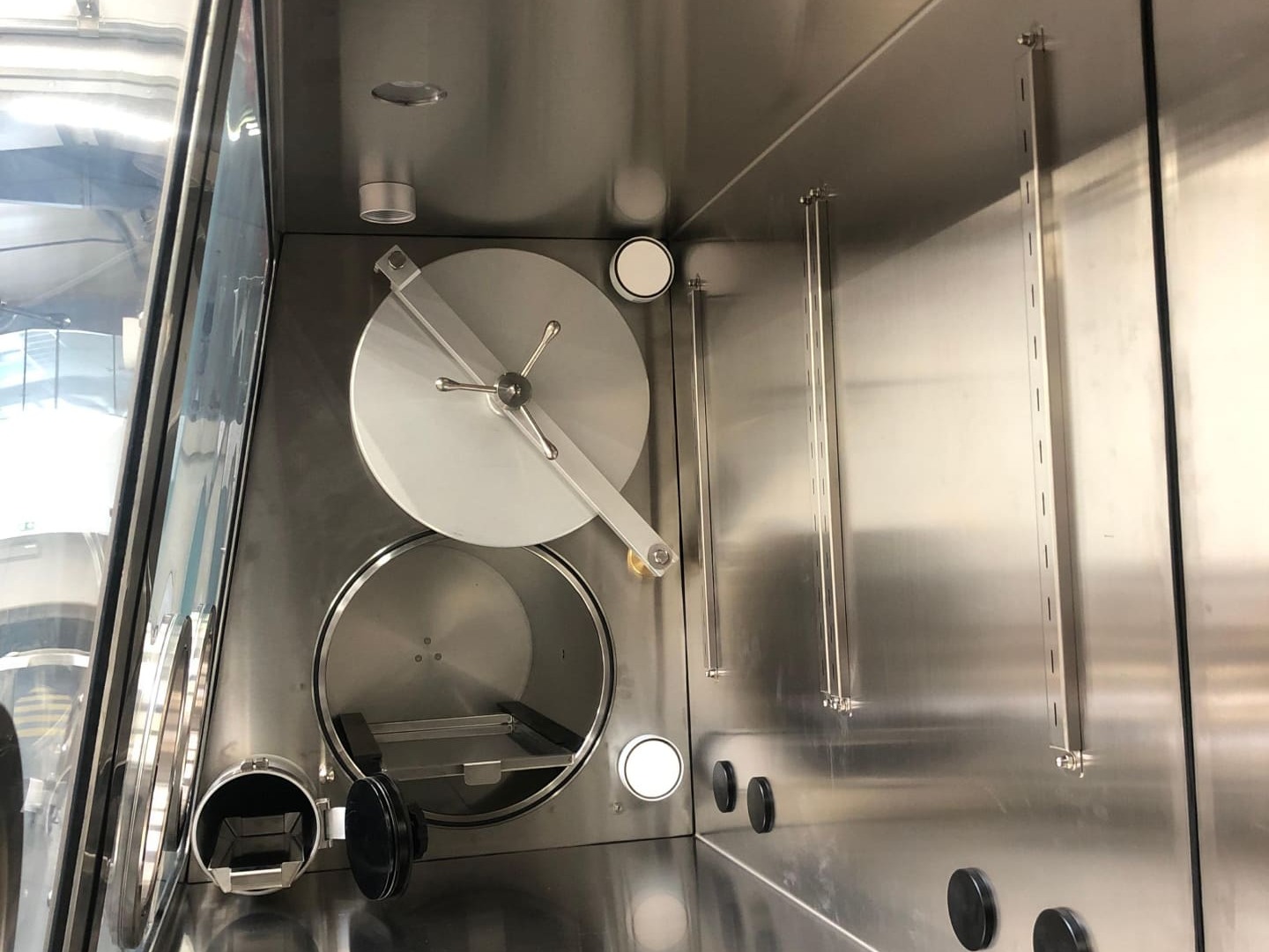 eightinks-solid-state-batteries-special-cells-1