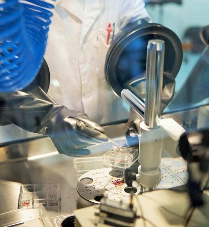 jacomex-batteries-4-portrait-1920