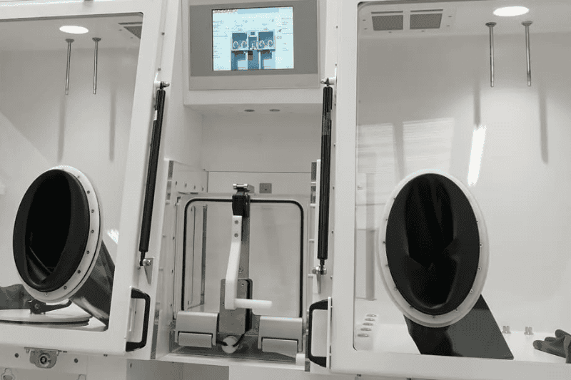 ventilated-t-shaped-airlock